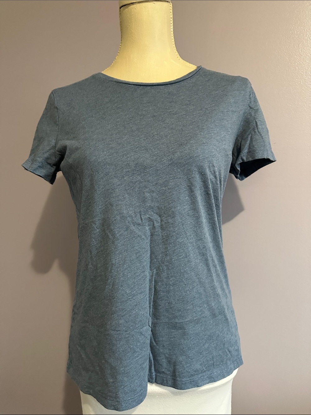 Classic Crewneck Short-Sleeve Tee in Slate Blue